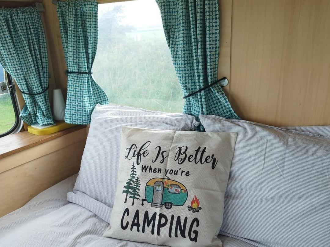 Camping Les Ronds Duval Face Aux Iles Anglo-Normandes Les Moitiers-d'Allonne Chambre photo