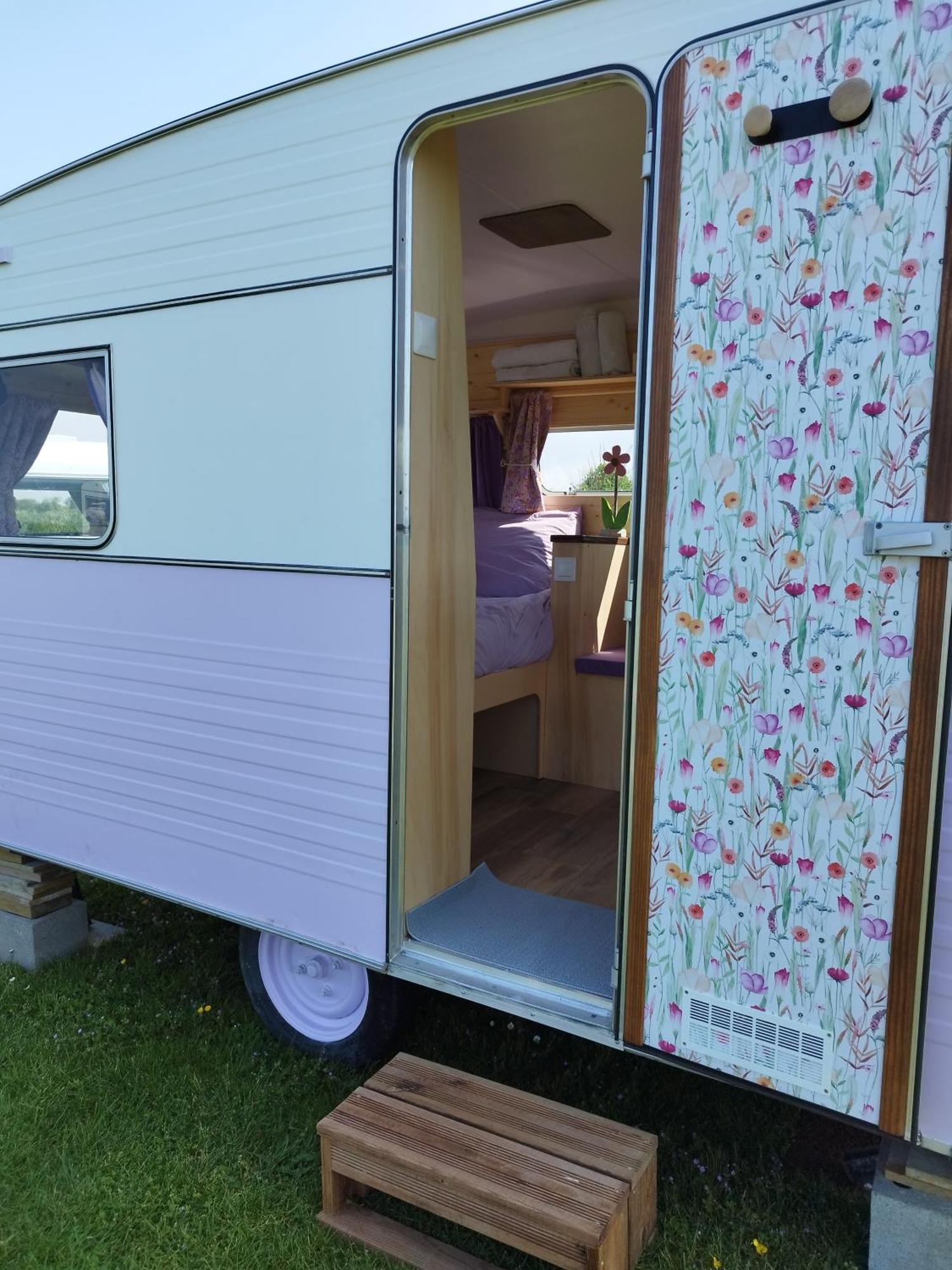 Camping Les Ronds Duval Face Aux Iles Anglo-Normandes Les Moitiers-d'Allonne Extérieur photo